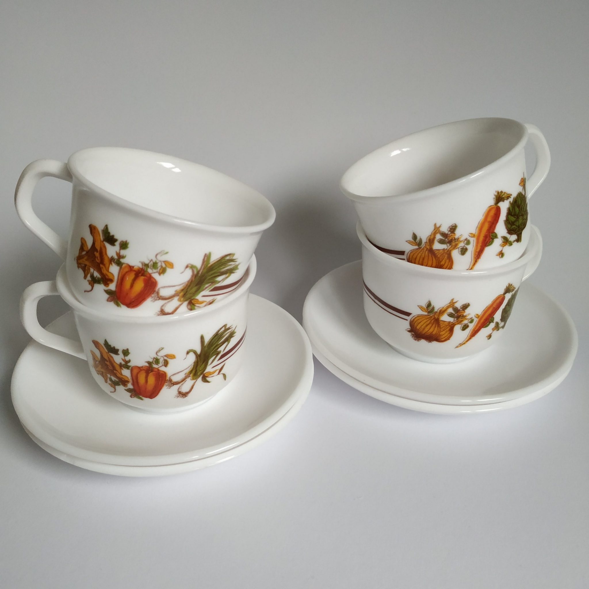 Vintage Servies Arcopal France Bekijk Het Bij Queens Vintage